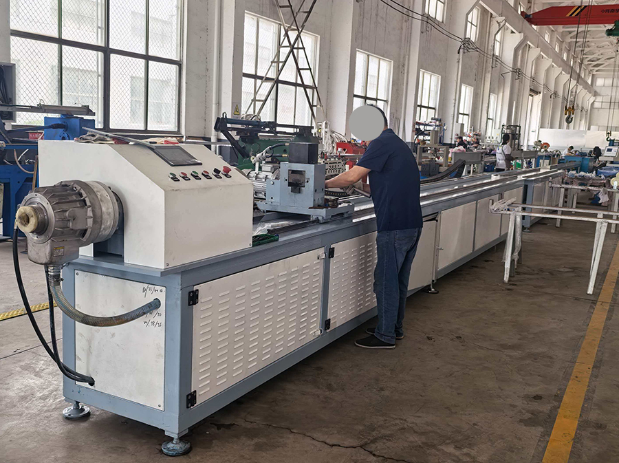 螺旋扁管成型机，扭曲管成型机