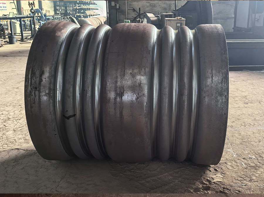 波纹炉胆旋压机床/加工设备